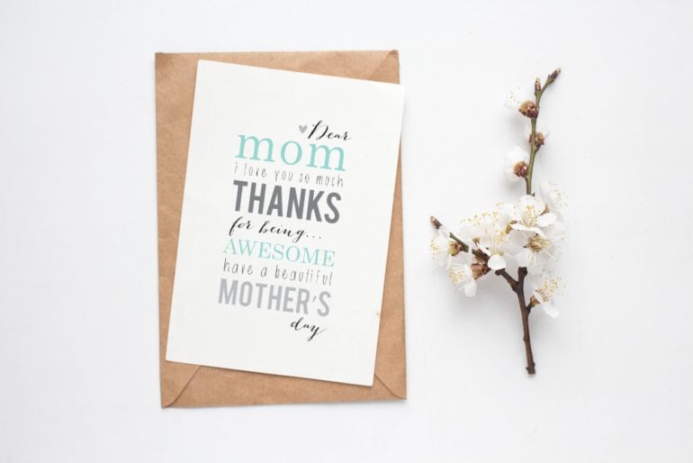 Free Mothers Day Printable Card by M.Studio