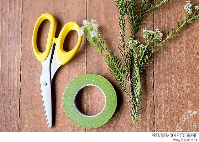 DIY wreath tutorial