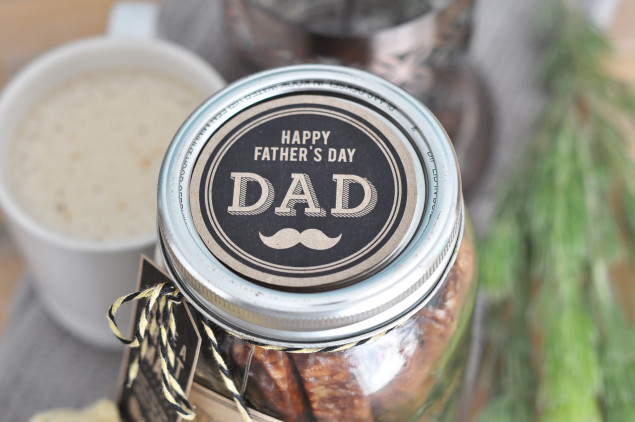 Download these Father's day free gift jar printables