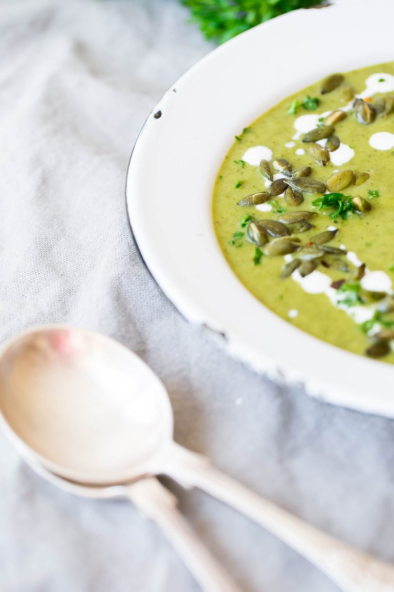 Chilled Cucumber & Kale soup recipe