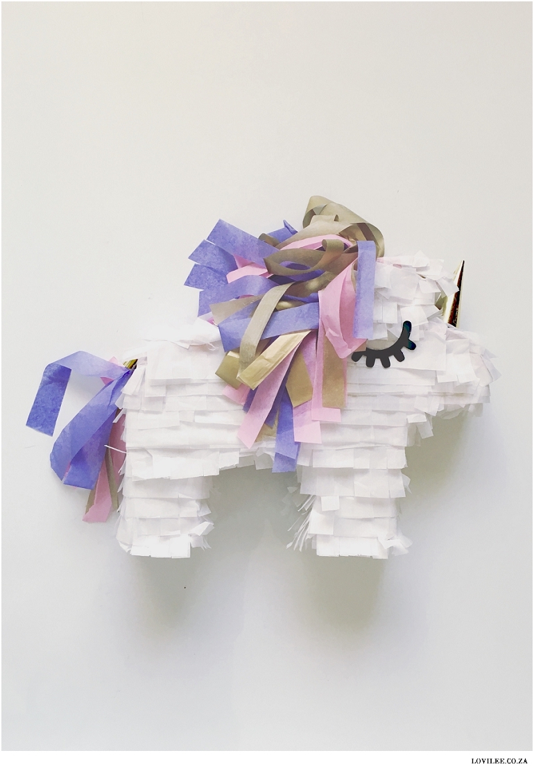 Mini unicorn pinata