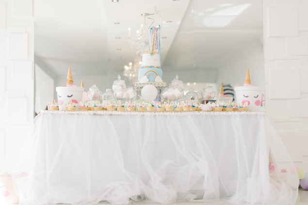 Unicorn bachelorette party - Candy table