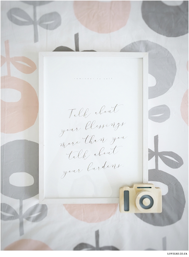 framed Inspirational poster by Elsje Designs with wooden camera from La Fede