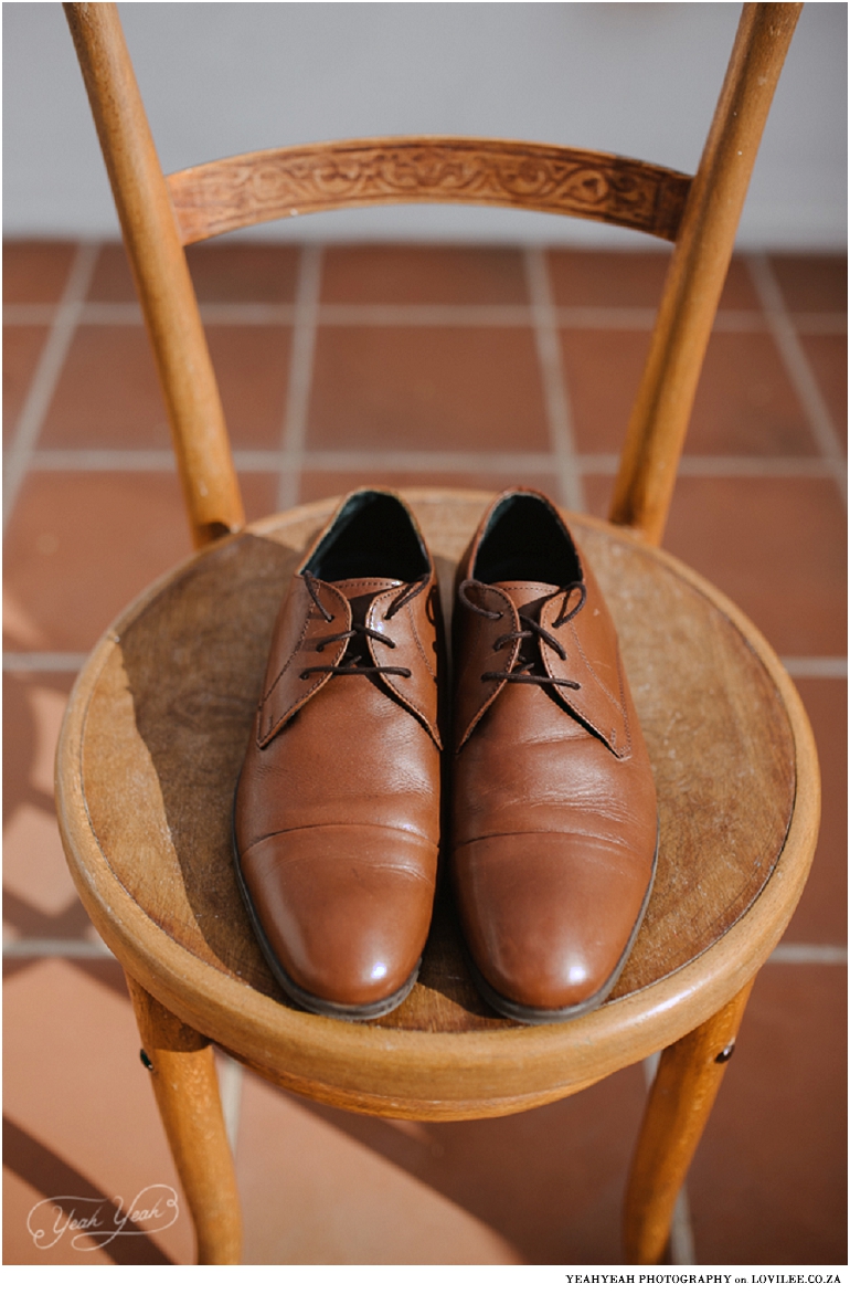 Groom shoes