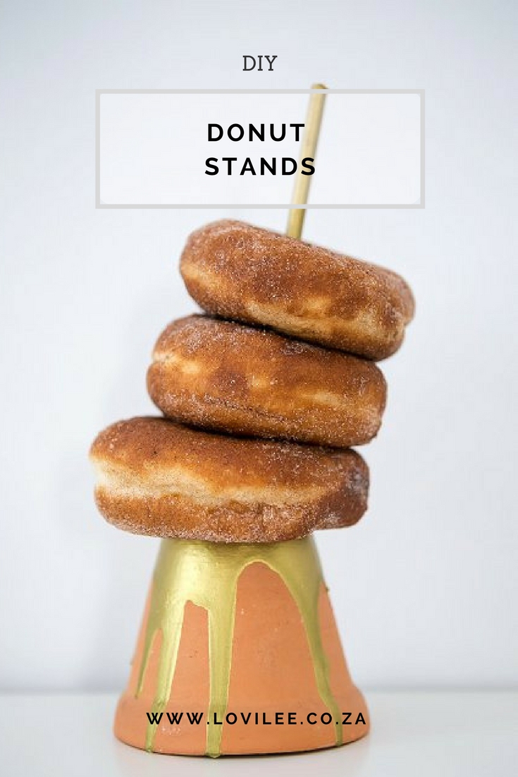 DIY Donut stand with donuts