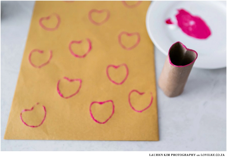 Toilet roll stamping DIY wrapping paper