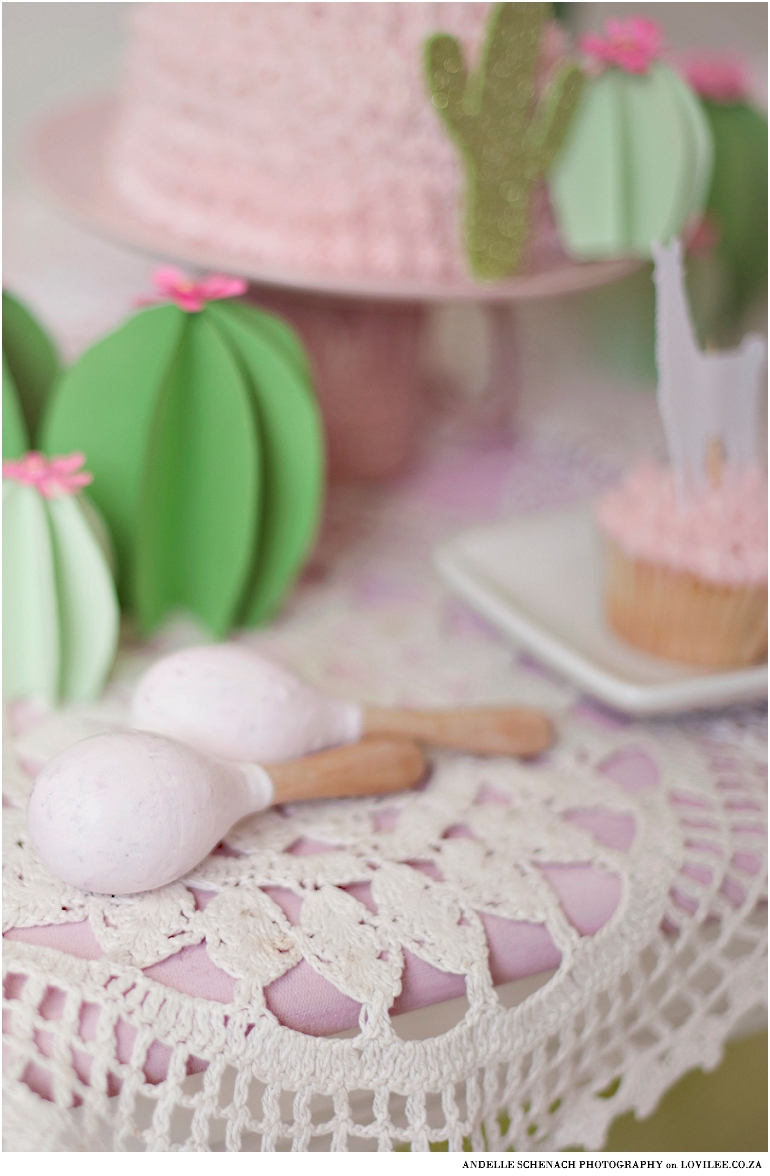 llama candy table decor