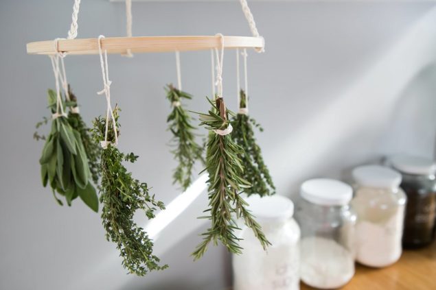 DIY on how to dry fresh herbs and how to make your own herb drying rack