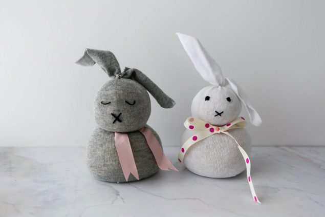 How to make your own sock bunny