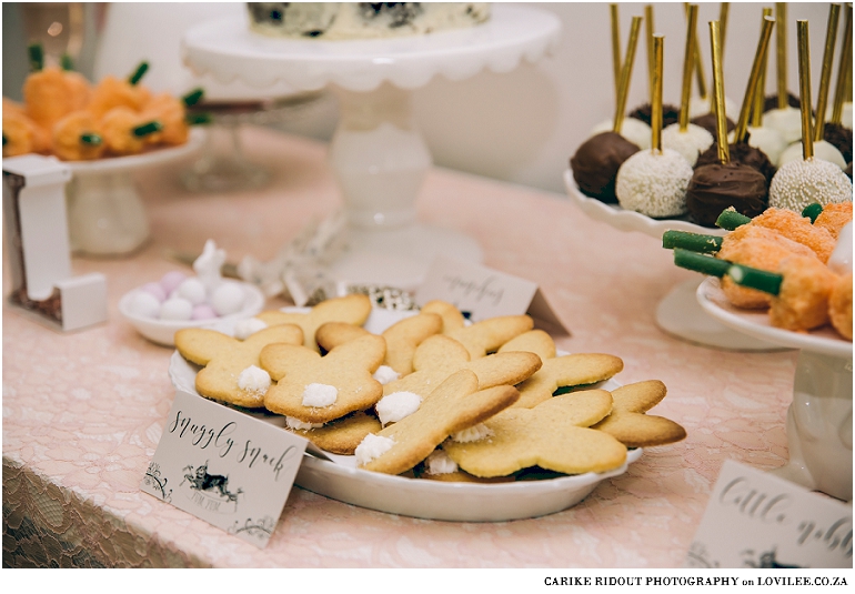 Bunny cookies with vintage bunny stationery by Match Set Love