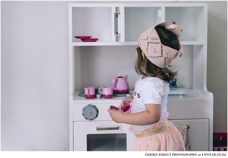 Lil Peanut pretend play scandi kitchen