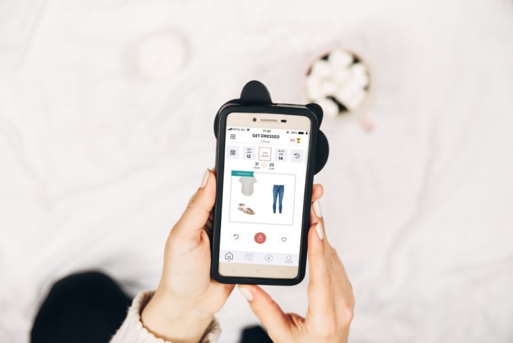 Cladwell App mobile phone mock up By Kolomiyets Viktoriya via Shutterstock.com