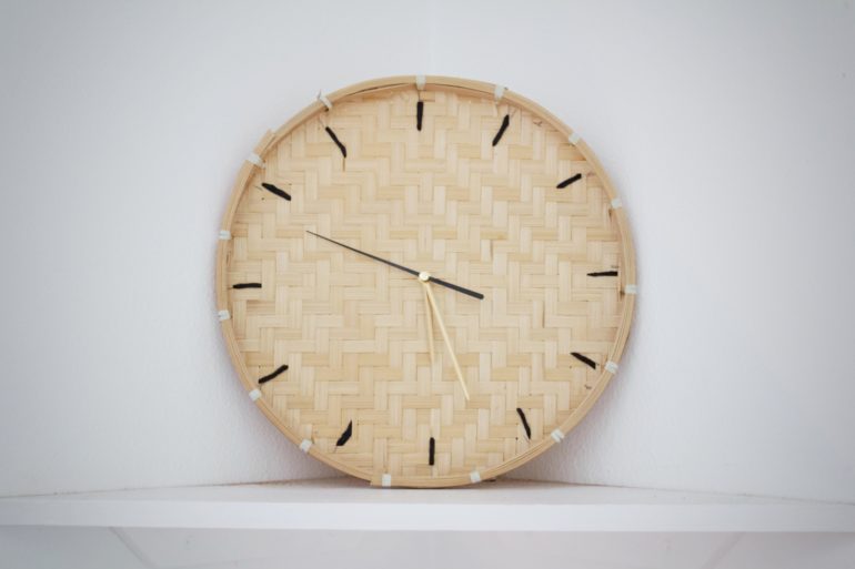 Easy DIY wall Clock