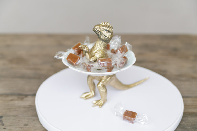 Dinosaur DIY cake stand