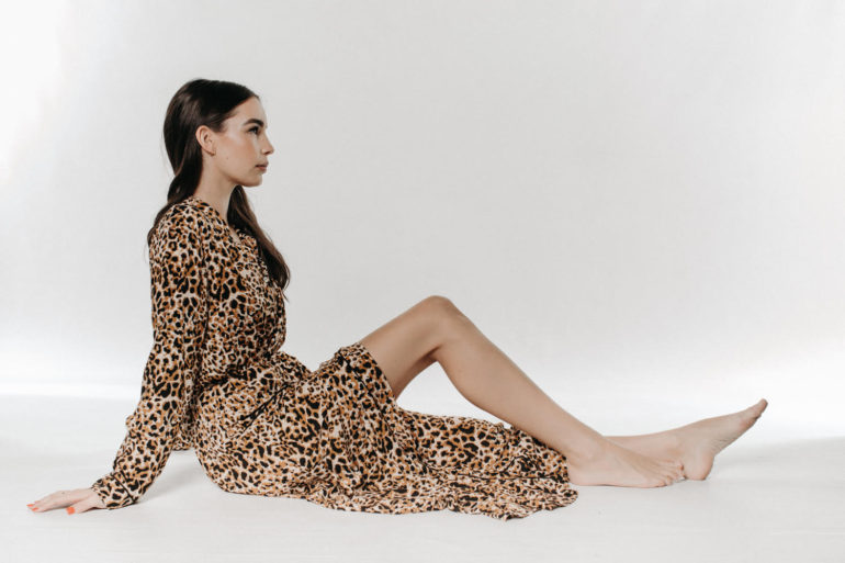 Anna-Louise Sleepwear Leopard Print robe