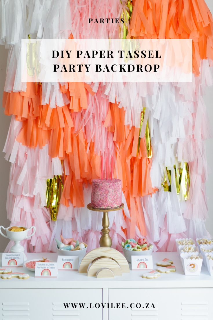 How to make a gorgeous paper tassel backdrop