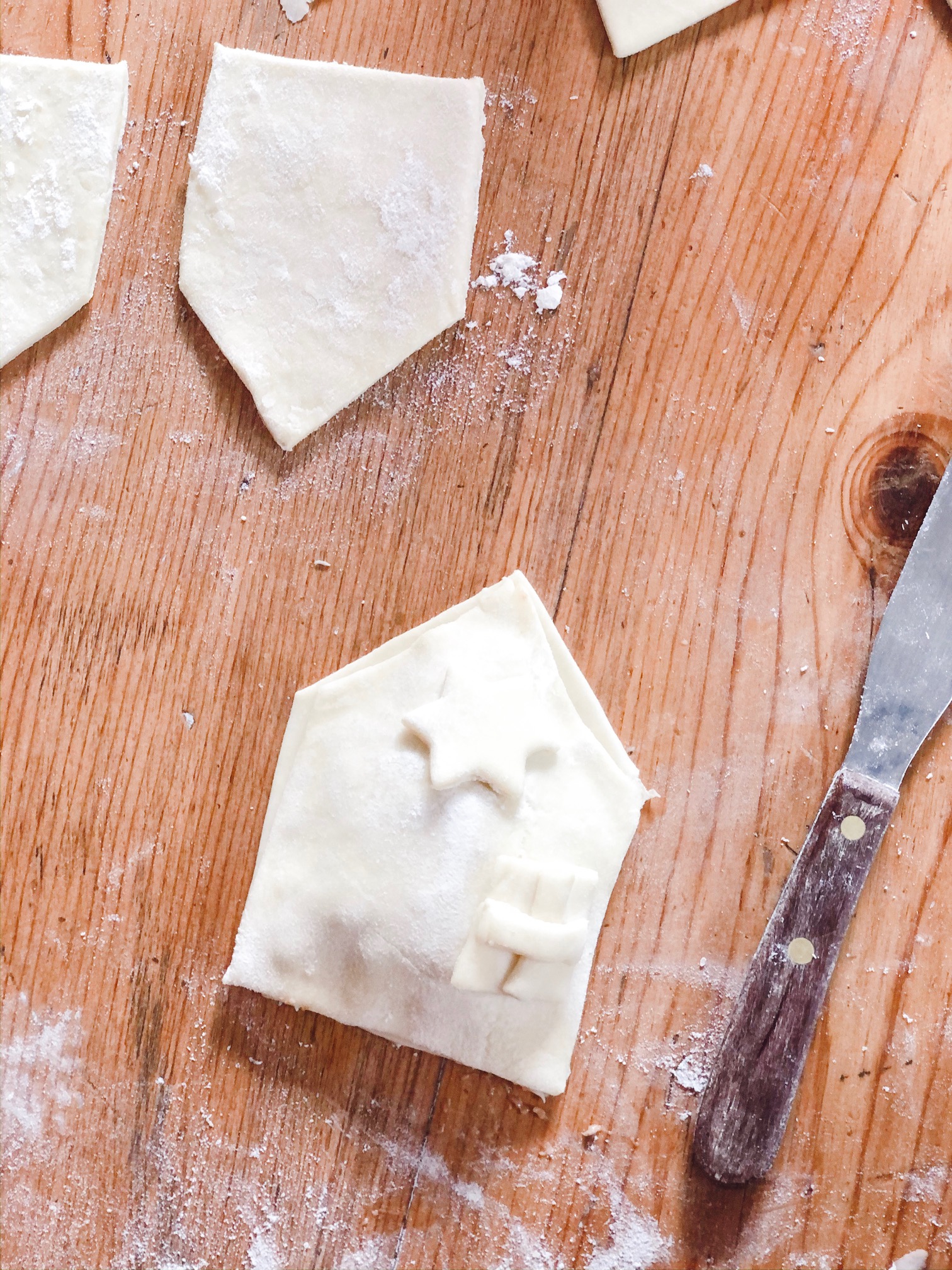 How to make house-shaped savoury pie