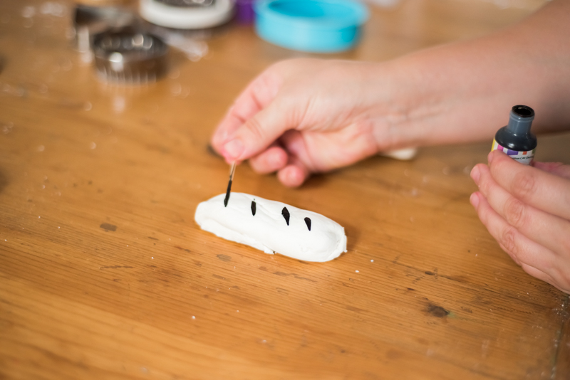 How to marble fondant with coloring