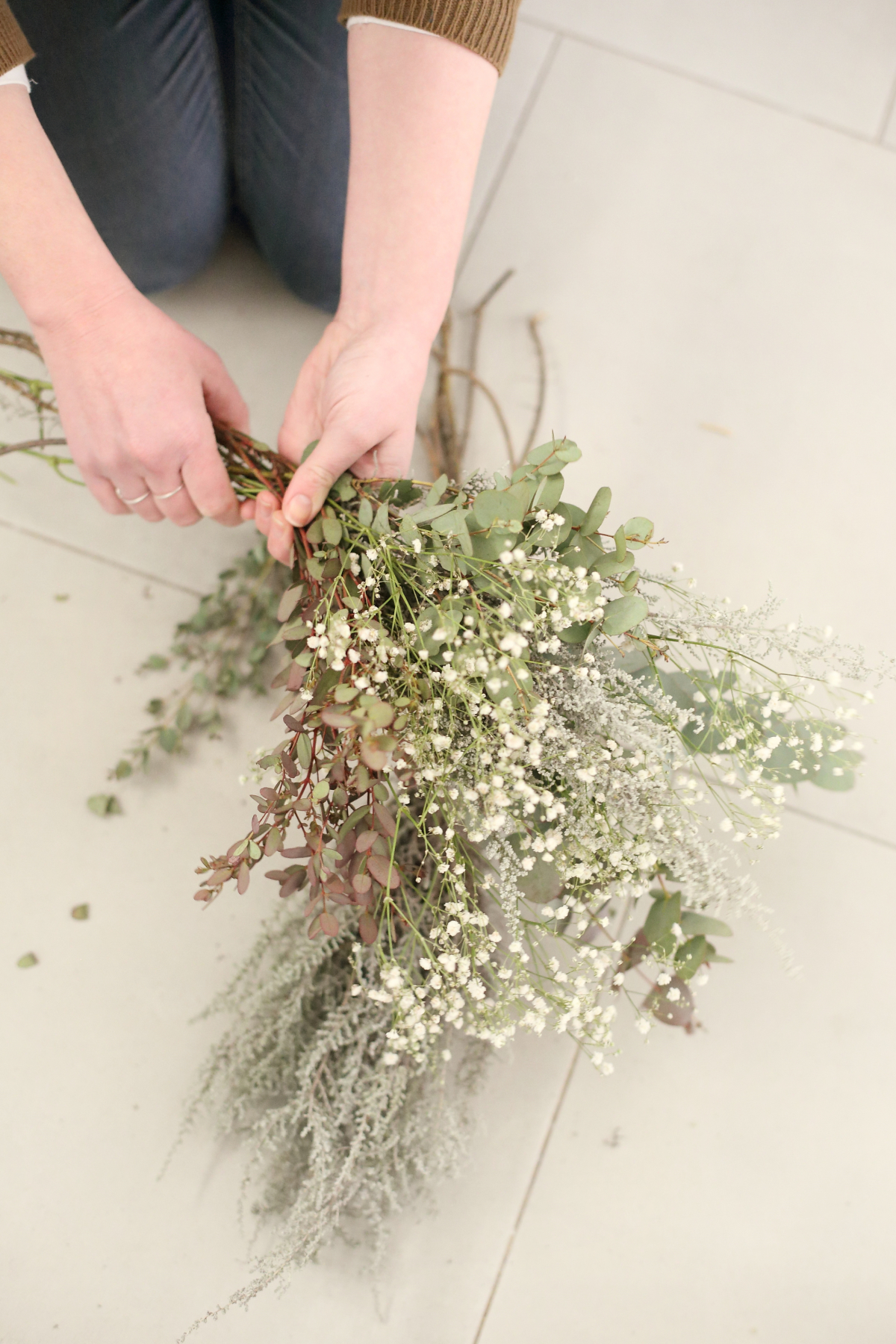 How to make a dried flower bouquet