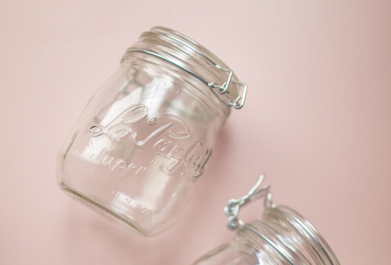 Le Parfait jars distributed by Reusetarian