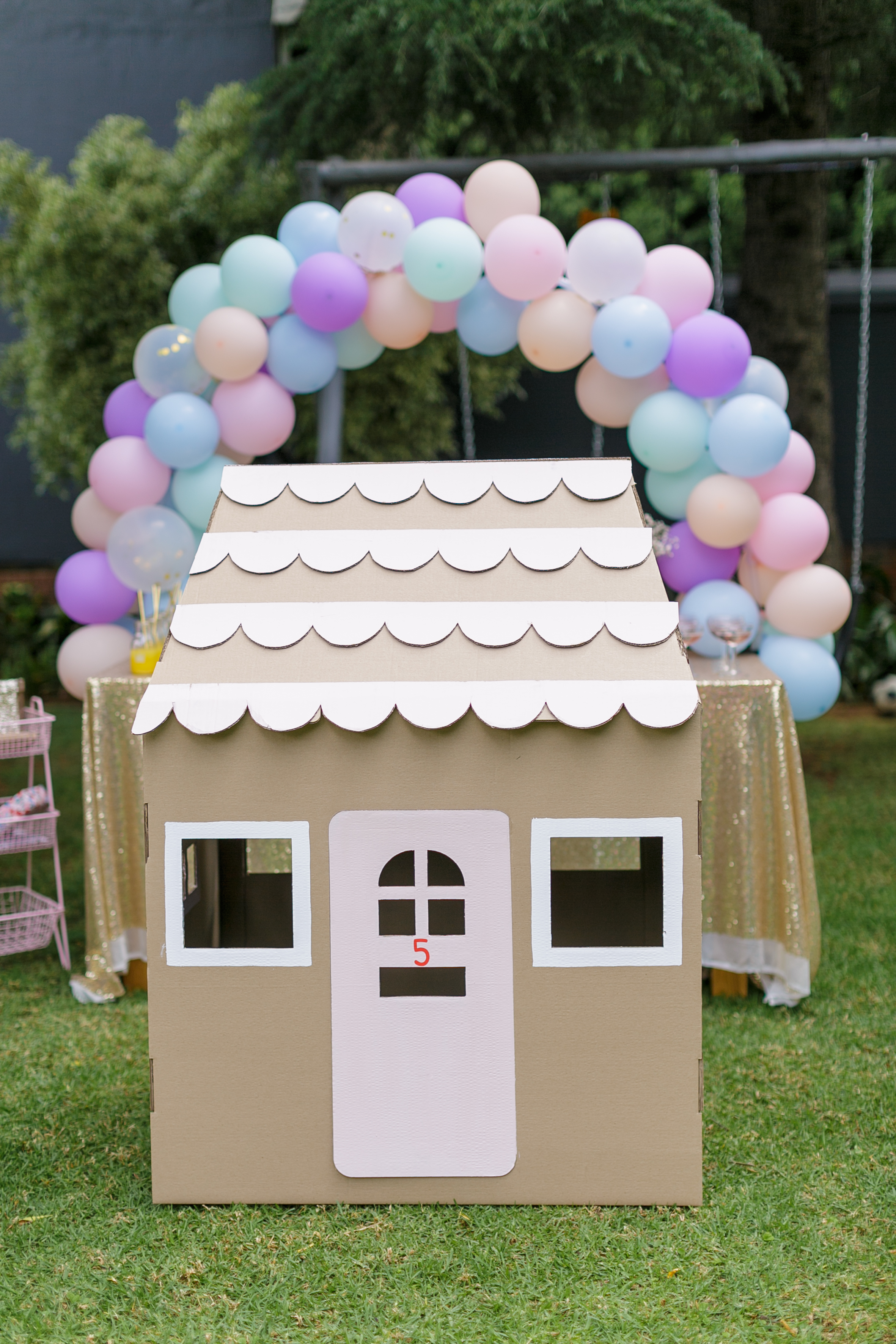 Little Beehive Party House