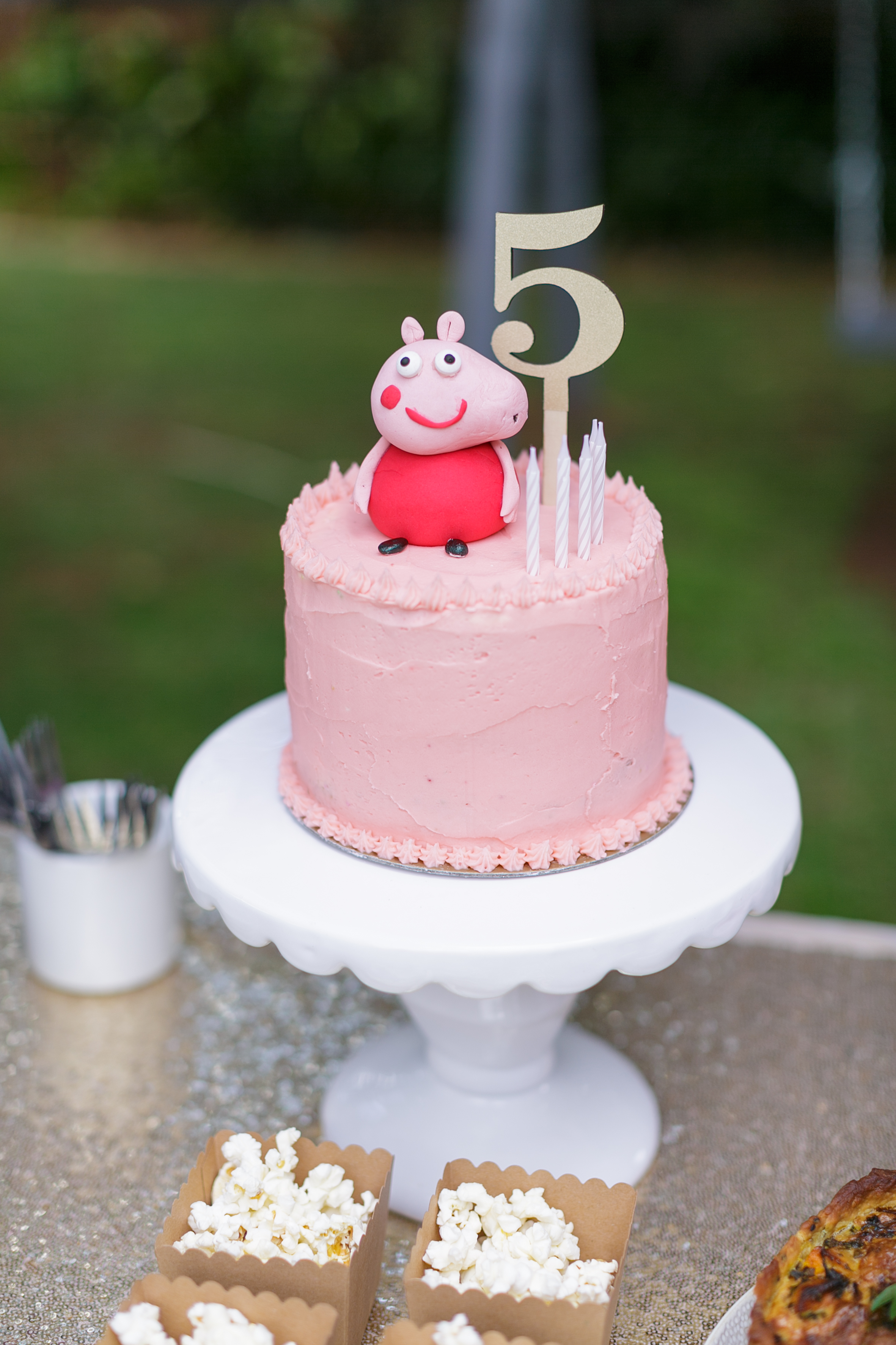 Peppa Pig Cake with handmade cake topper